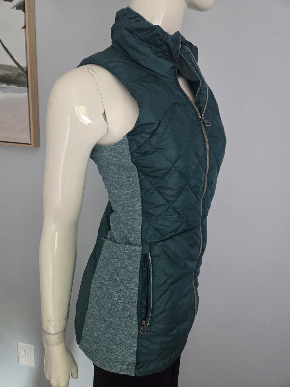 Lululemon Down For It All Vest Teal Green Quilted Goose Down Running Puffer 4